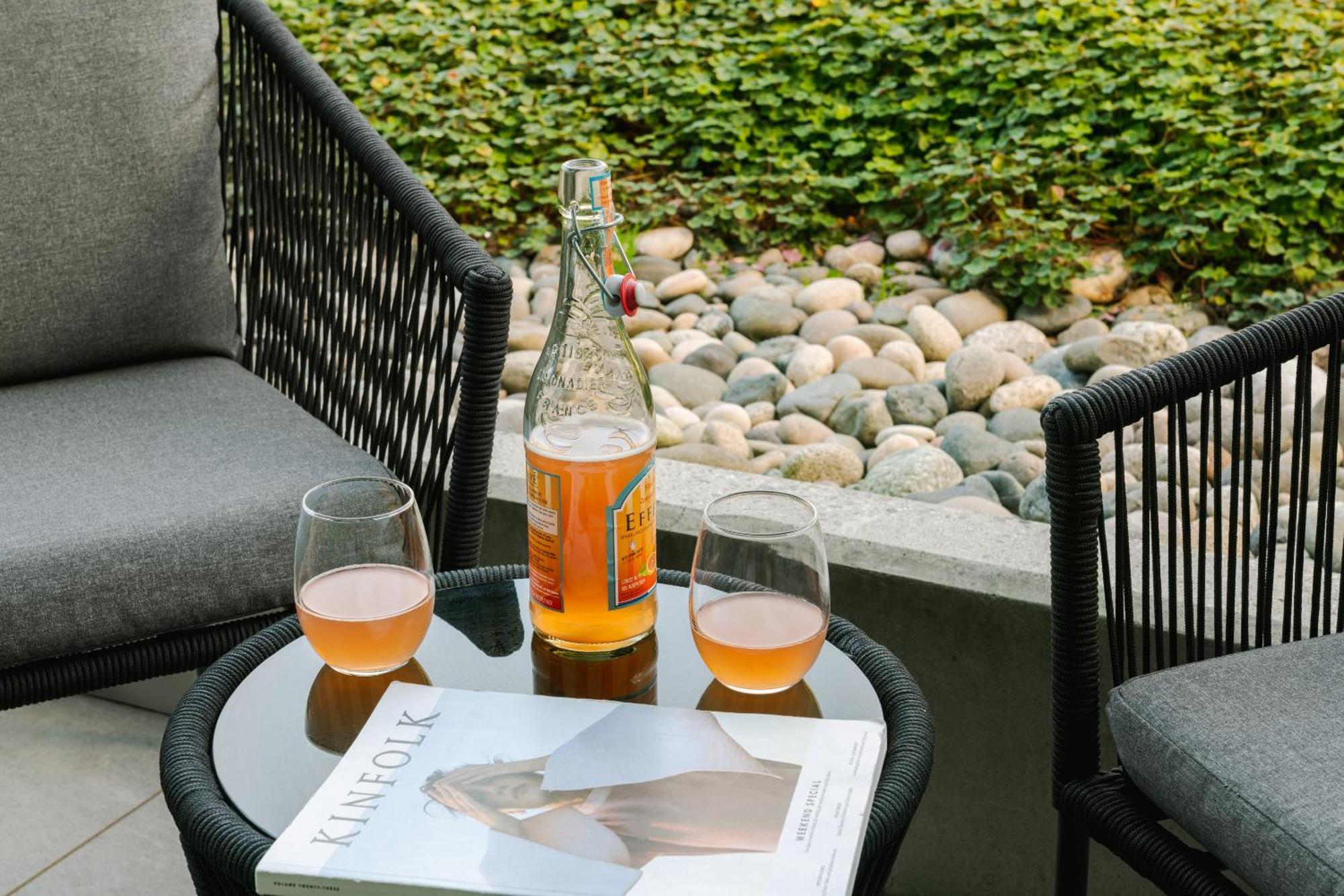 Sonder at Revival Lejlighedshotel Vancouver Eksteriør billede