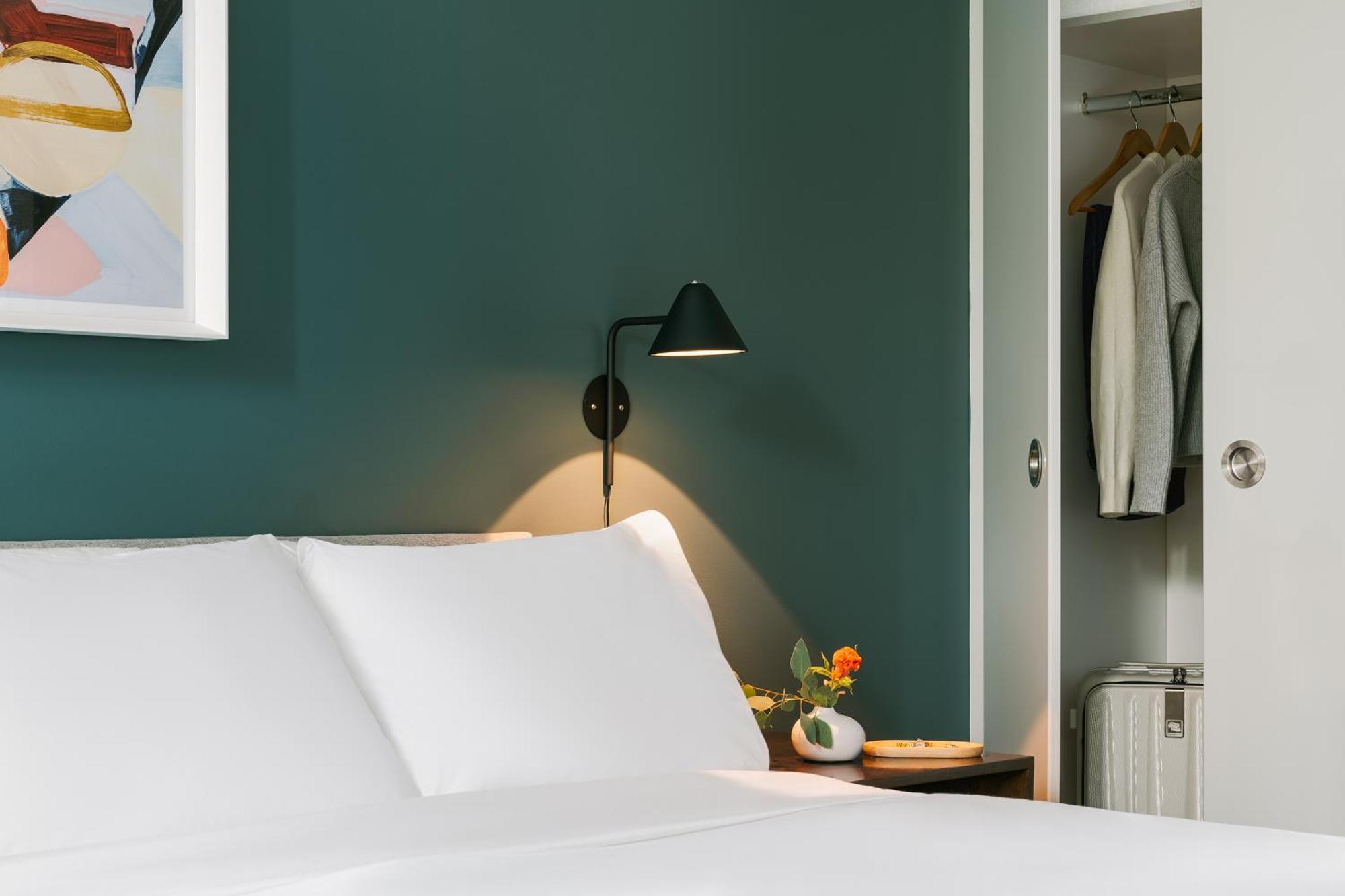 Sonder at Revival Lejlighedshotel Vancouver Værelse billede