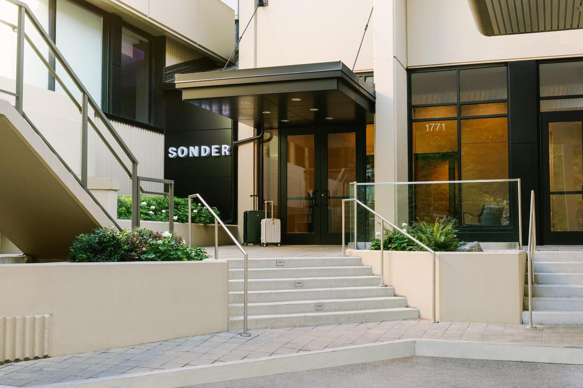 Sonder at Revival Lejlighedshotel Vancouver Eksteriør billede